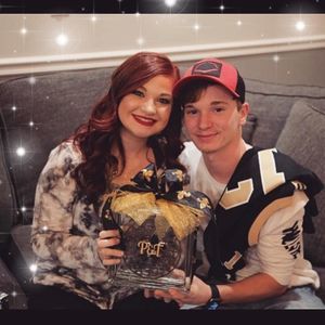 Meet your Posher, Peyton